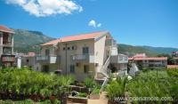 Apartmani Petkovic&#34;Green Oasis&#34;, alojamiento privado en Budva, Montenegro