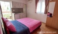 Vasiljevic apartments, private accommodation in city Igalo, Montenegro